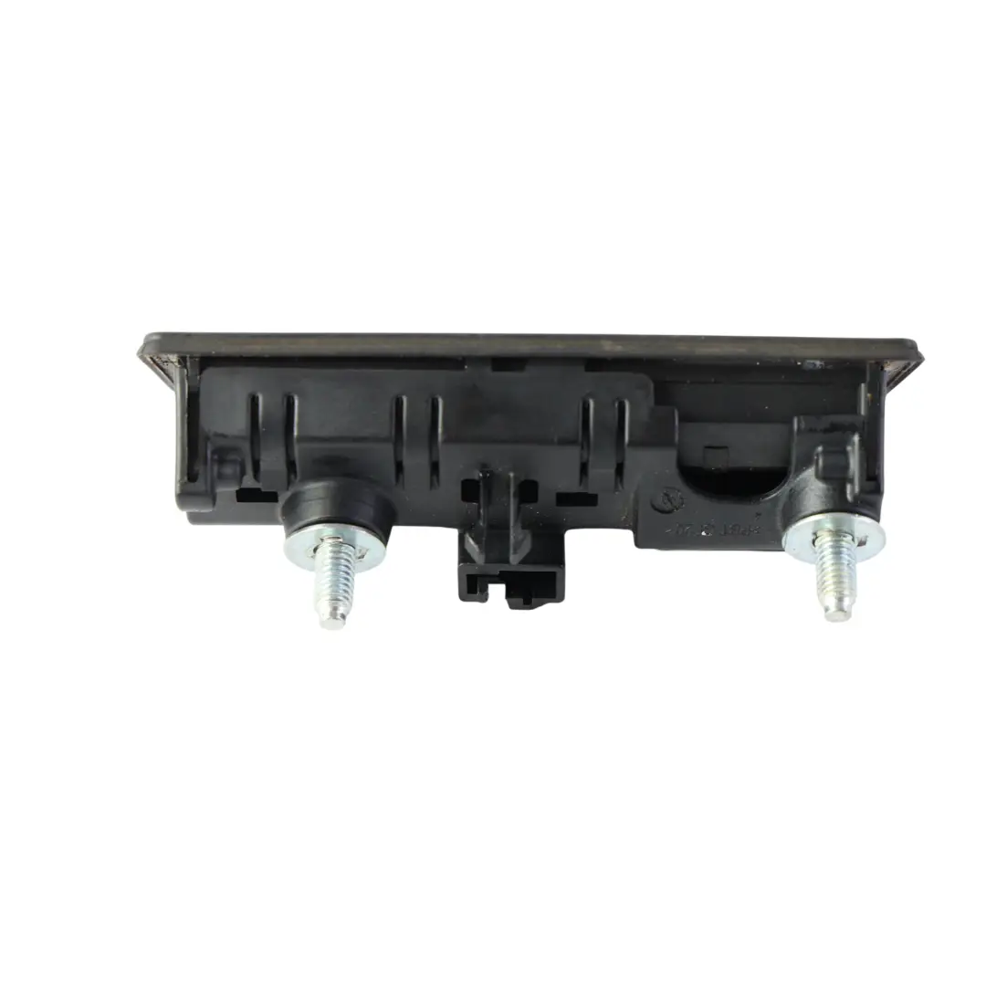 Uchwyt Otwierania Klapy Bagażnika Tylnej do Volkswagen Passat B7 o numerze 5N0827566 Volkswagen Passat B7 Uchwyt Otwierania Klapy Bagażnika Tylnej - SKU 5N0827566 - Numer Części 5N0827566