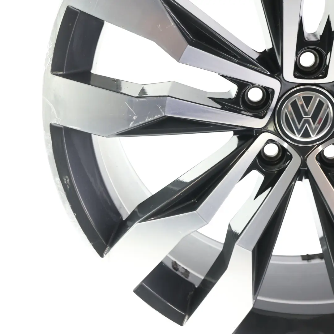 Alloy Wheel 20" 8.5J ET:38 5x112 Suzuka Graphite to Volkswagen Tiguan 5n with Part number 5NA601025G Volkswagen Tiguan 5n Alloy Wheel 20" 8.5J ET:38 5x112 Suzuka Graphite - SKU 5NA601025G-2 - Part number 5NA601025G