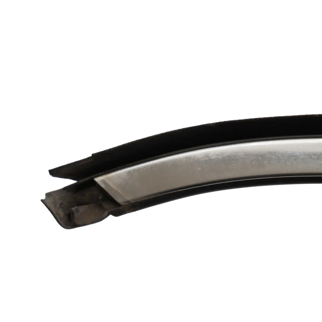 Mk2 Door Window Guide Seal Rear Right O/S to Volkswagen Tiguan with Part number 5NA839432G Volkswagen Tiguan Mk2 Door Window Guide Seal Rear Right O/S - SKU 5NA839432G - Part number 5NA839432G