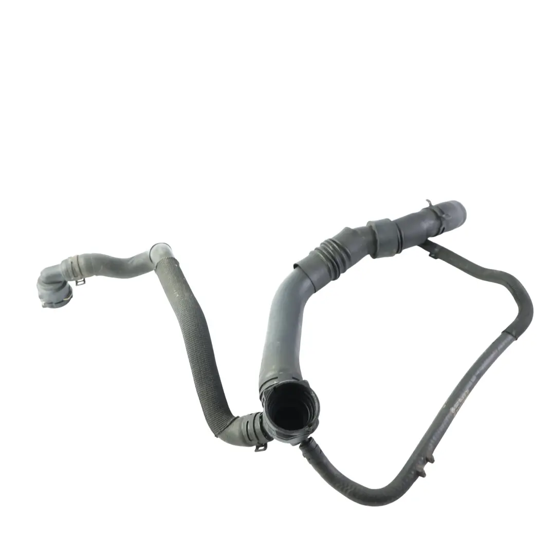 MK3 Tubo Refrigerante 2.0 TFSI per Audi A3 8V VW Passat B8 Seat Leon con numero di parte 5Q0122101DT Audi A3 8V VW Passat B8 Seat Leon MK3 Tubo Refrigerante 2.0 TFSI - SKU 5Q0122101DT - Numero di parte 5Q0122101DT