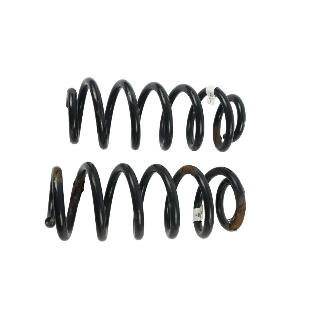 Sprężyna Śrubowa Tylna 2.0 TFSI QUATTRO SET do Audi A3 S3 8V o numerze 5Q0511115KG Audi A3 S3 8V Sprężyna Śrubowa Tylna 2.0 TFSI QUATTRO SET - SKU 5Q0511115KG - Numer Części 5Q0511115KG