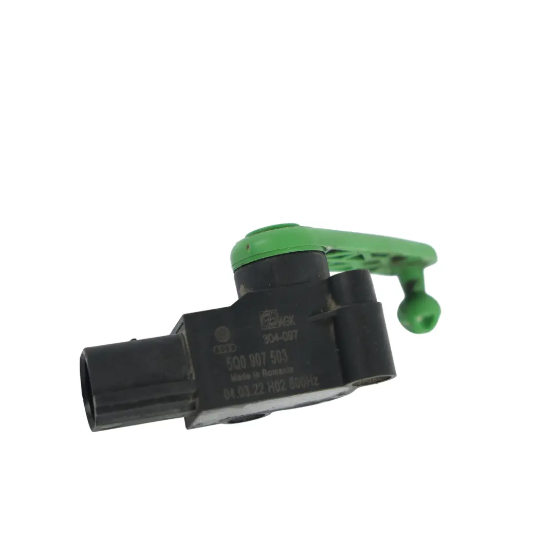 Sensor Nivelación Faro Delantero Izquierdo para Audi A1 S1 GB con número de pieza 5Q0907503 Audi A1 S1 GB Sensor Nivelación Faro Delantero Izquierdo - SKU 5Q0907503-3 - Número de pieza 5Q0907503