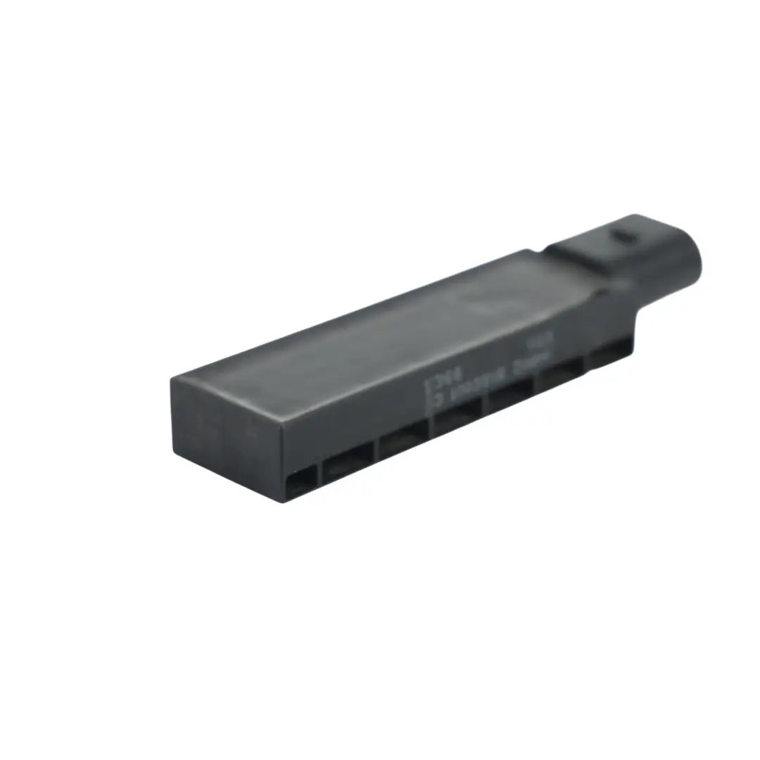 Moduł Sterowania Anteną Keyless do Audi A3 8V Q3 F3 VW Golf M7 o numerze 5Q0962131 Audi A3 8V Q3 F3 VW Golf M7 Moduł Sterowania Anteną Keyless - SKU 5Q0962131-1 - Numer Części 5Q0962131
