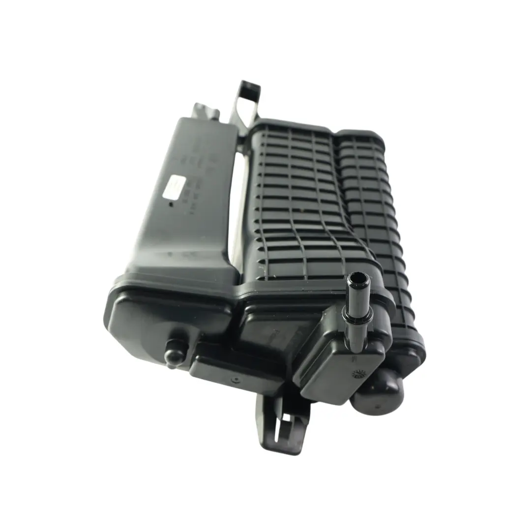 Filtro Carbone 2.5 Benzina per Audi Q3 F3 VW Touran 5T con numero di parte 5QA201801A Audi Q3 F3 VW Touran 5T Filtro Carbone 2.5 Benzina - SKU 5QA201801A - Numero di parte 5QA201801A