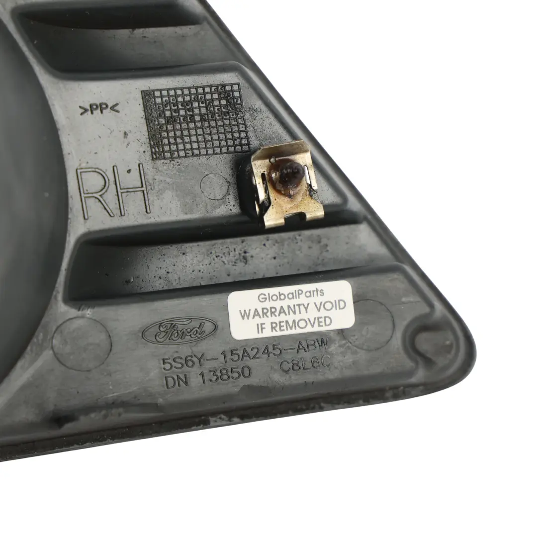 MK5 Nebelscheinwerfer Blende Vorne Rechts für Ford Fiesta ST mit Teilenummer 5S6Y-15A245-ABW Ford Fiesta ST MK5 Nebelscheinwerfer Blende Vorne Rechts - SKU 5S6Y-15A245-ABW - Teilenummer 5S6Y-15A245-ABW