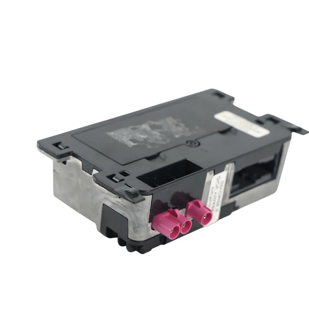 Moduł Sterownik Usług Online ECU do Audi Q3 F3 o numerze 5WA035284E Audi Q3 F3 Moduł Sterownik Usług Online ECU - SKU 5WA035284E - Numer Części 5WA035284E