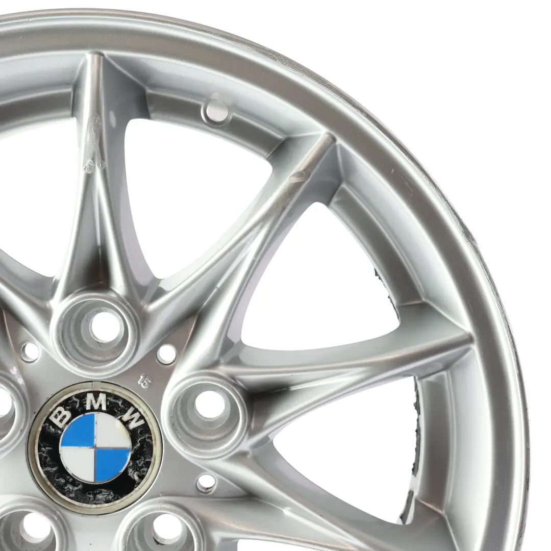 BMW Z4 E85 Jante Alliage Argent 16" À Rayons Étoilés 104 ET:47 7J - SKU 6758189-1 - Numéro de pièce 6758189