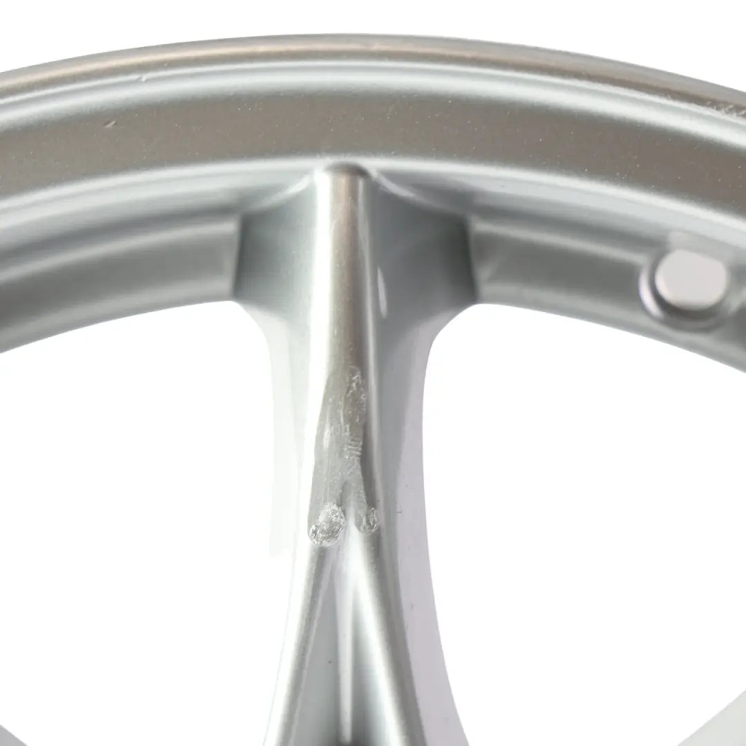 BMW Z4 E85 Jante Alliage Argent 16" À Rayons Étoilés 104 ET:47 7J - SKU 6758189-1 - Numéro de pièce 6758189