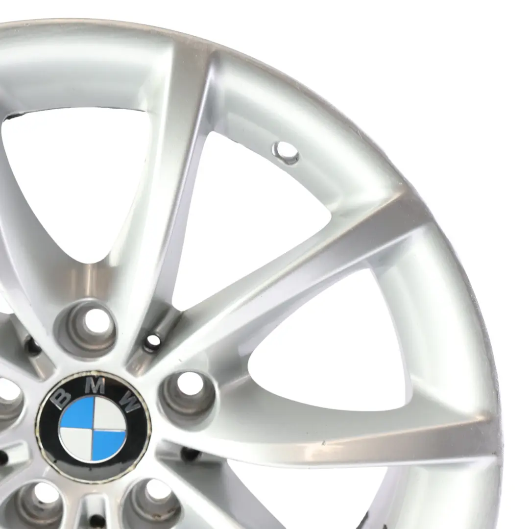 Llanta De Aleación De Plata 17 "8J ET:20 V-Spoke 245 para BMW E60 E61 con número de pieza 6777348 BMW E60 E61 Llanta De Aleación De Plata 17 "8J ET:20 V-Spoke 245 - SKU 6777348-1 - Número de pieza 6777348