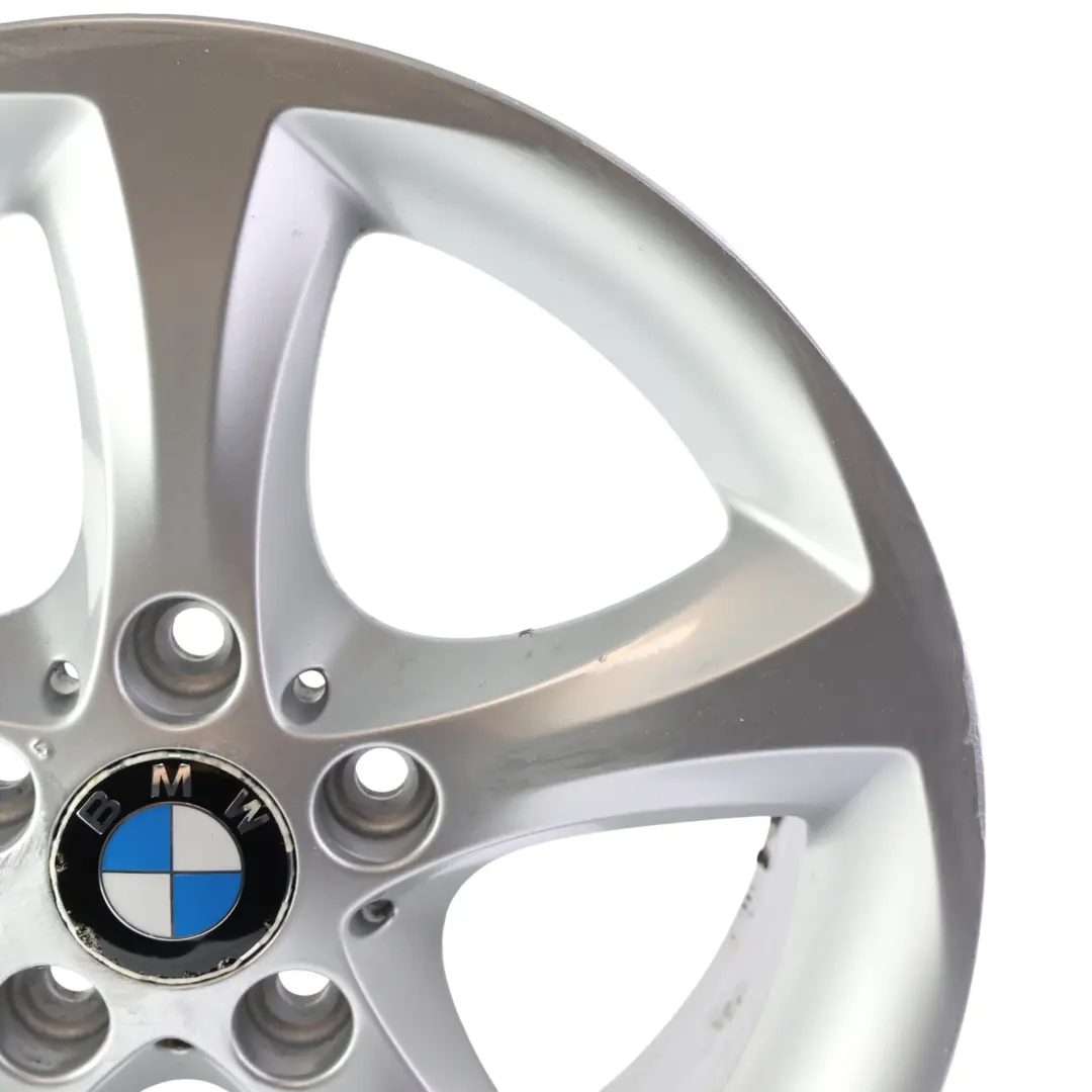 Silberne Leicht Metall Felge 17" ET:47 7J für BMW E81 E82 E87 mit Teilenummer 6778219 BMW E81 E82 E87 Silberne Leicht Metall Felge 17" ET:47 7J - SKU 6778219-7 - Teilenummer 6778219