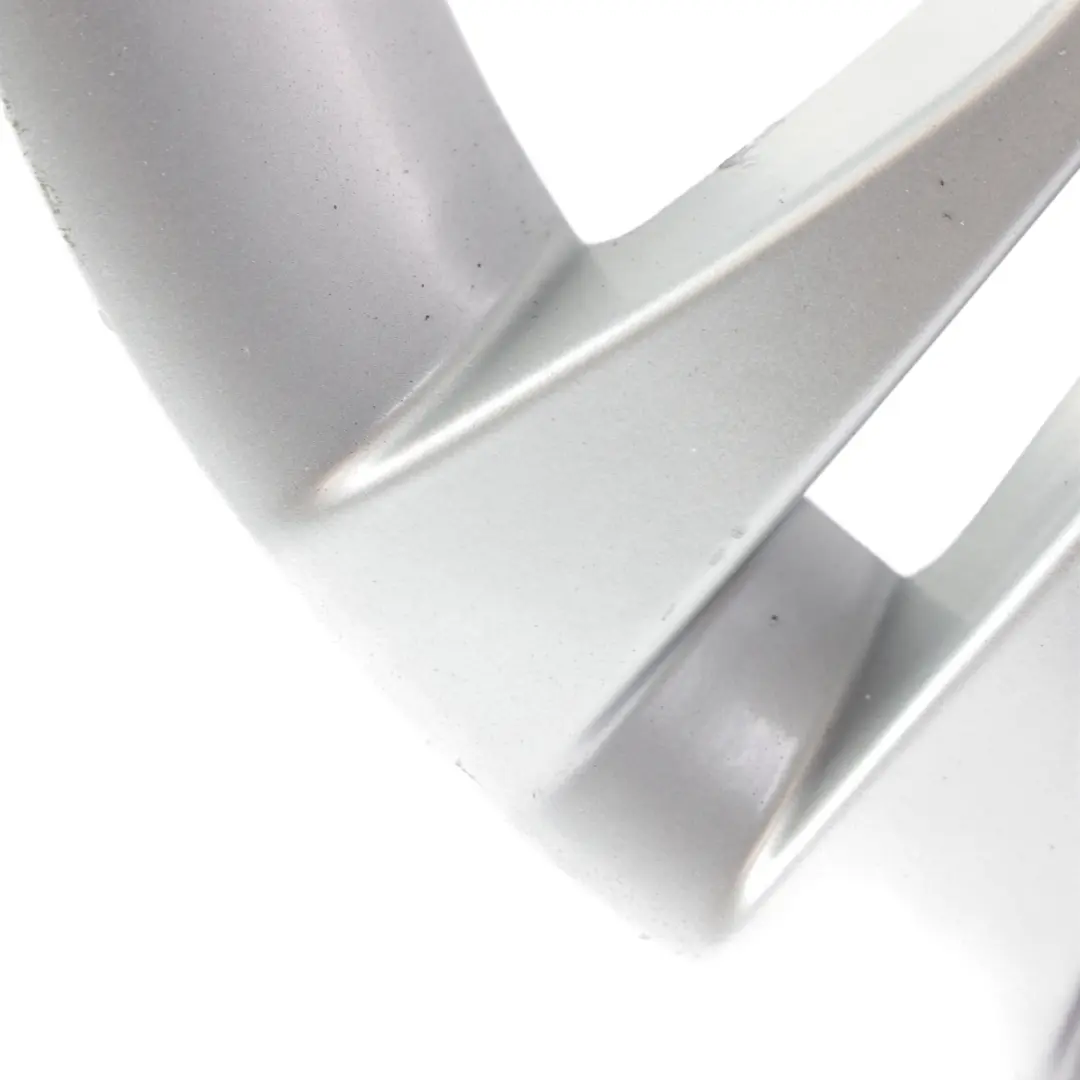 Jante Alliage Argent 16" À Doubles Rayons 268 7J ET:31 pour BMW E90 E91 à propos du numéro de pièce 6780907 BMW E90 E91 Jante Alliage Argent 16" À Doubles Rayons 268 7J ET:31 - SKU 6780907-2 - Numéro de pièce 6780907