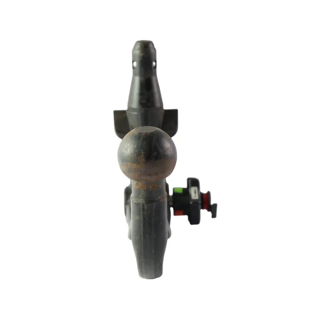 Removable Tow Ball Towbar Hitch Hook to BMW E60 E61 with Part number 6782257 BMW E60 E61 Removable Tow Ball Towbar Hitch Hook - SKU 6782257 - Part number 6782257