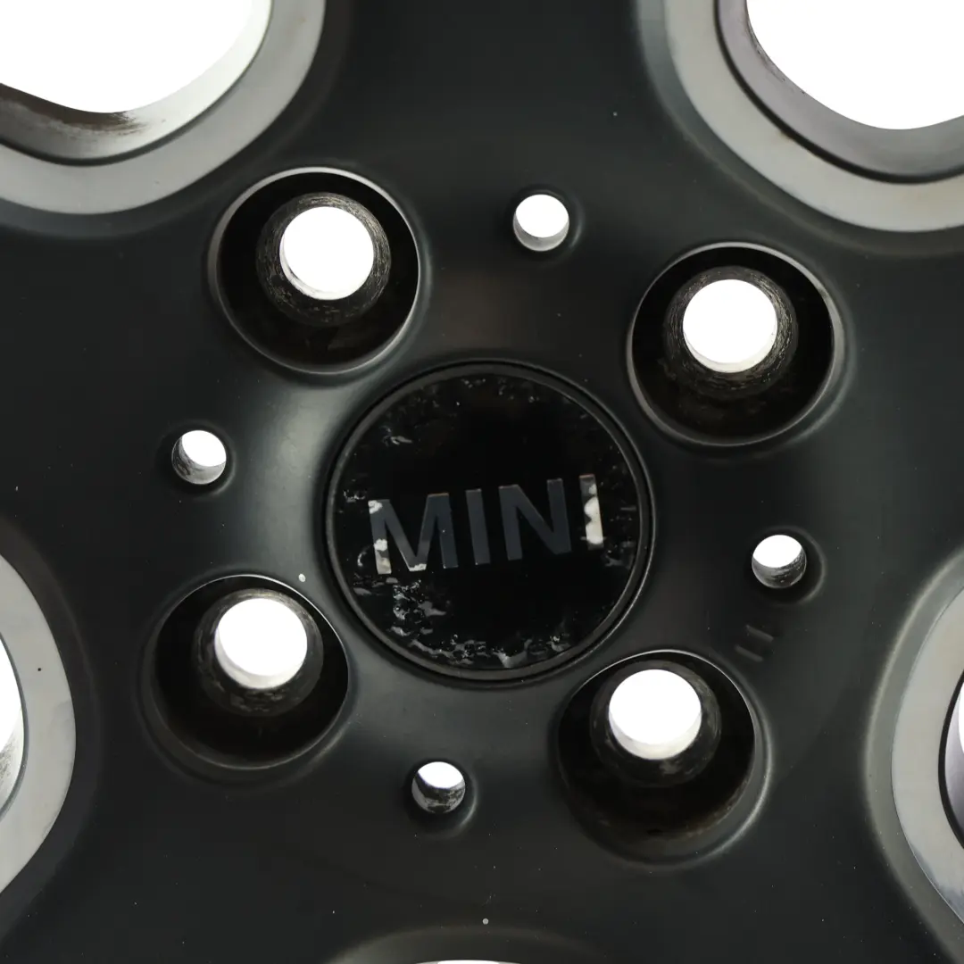 Felga 17" 7J ET:48 Czarna Star Bullet 111 do Mini Cooper One R55 R56 R57 o numerze 6784124 Mini Cooper One R55 R56 R57 Felga 17" 7J ET:48 Czarna Star Bullet 111 - SKU 6784124-9 - Numer Części 6784124