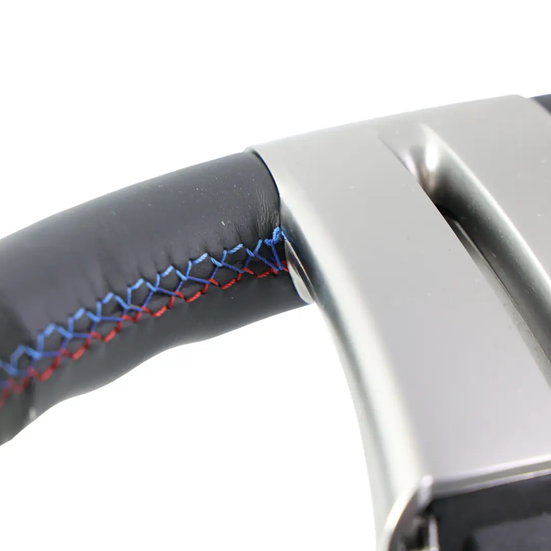 Neuf Cuir / Alcantara Volant Comme M-SPORT Volant Sport pour BMW Z4 E85 E86 à propos du numéro de pièce 6784840 BMW Z4 E85 E86 Neuf Cuir / Alcantara Volant Comme M-SPORT Volant Sport - SKU 6784840-2 - Numéro de pièce 6784840