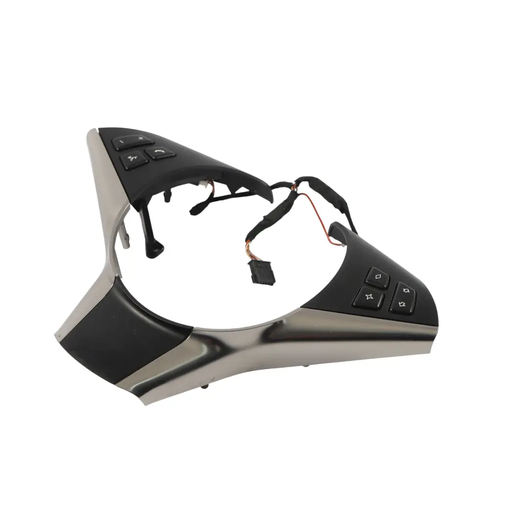 Copertura Volante Sport Multifunzione Cromo Titanio per BMW E60 E63 con numero di parte 6794084 BMW E60 E63 Copertura Volante Sport Multifunzione Cromo Titanio - SKU 6794084-1 - Numero di parte 6794084