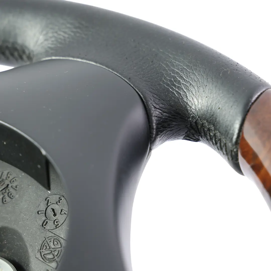 deportivo de cuero con aro multifunción para BMW E81 E87 E90 E91 E92 Volante con número de pieza 6795570 BMW E81 E87 E90 E91 E92 Volante deportivo de cuero con aro multifunción - SKU 6795570-4 - Número de pieza 6795570