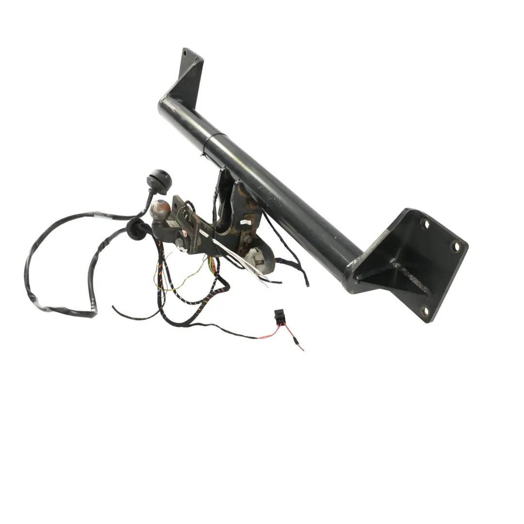 Towing Hitch Witter Towbar Tow Bar Trailer Hook 6798524 to BMW X5 E70 with Part number 6796334 BMW X5 E70 Towing Hitch Witter Towbar Tow Bar Trailer Hook 6798524 - SKU 6798524-3 - Part number 6796334