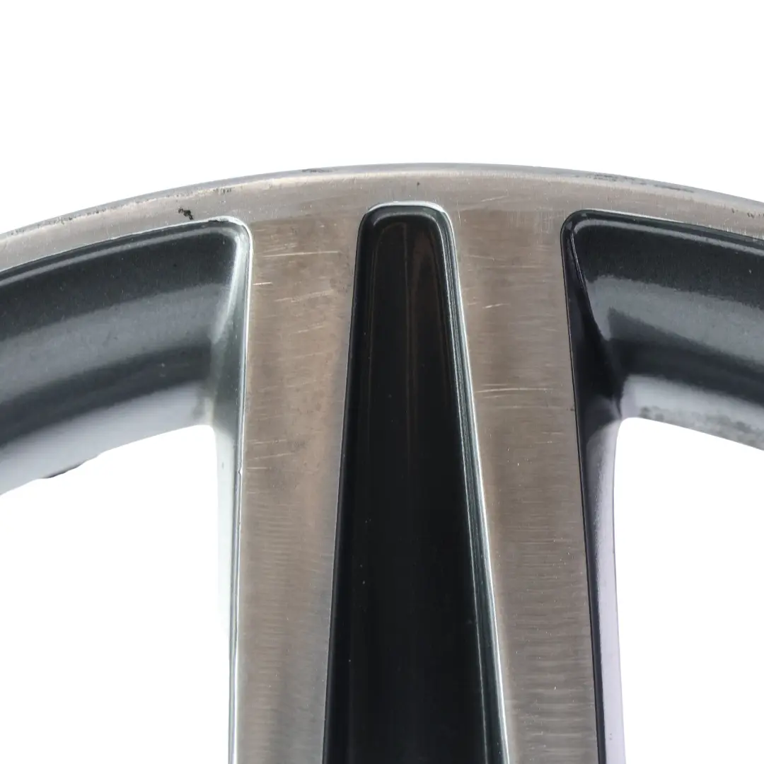Llanta de Aleacion Negra 17" Radio Estrella 379 7,5J ET:43 para BMW F20 F21 con número de pieza 6850151 BMW F20 F21 Llanta de Aleacion Negra 17" Radio Estrella 379 7,5J ET:43 - SKU 6850151-1 - Número de pieza 6850151