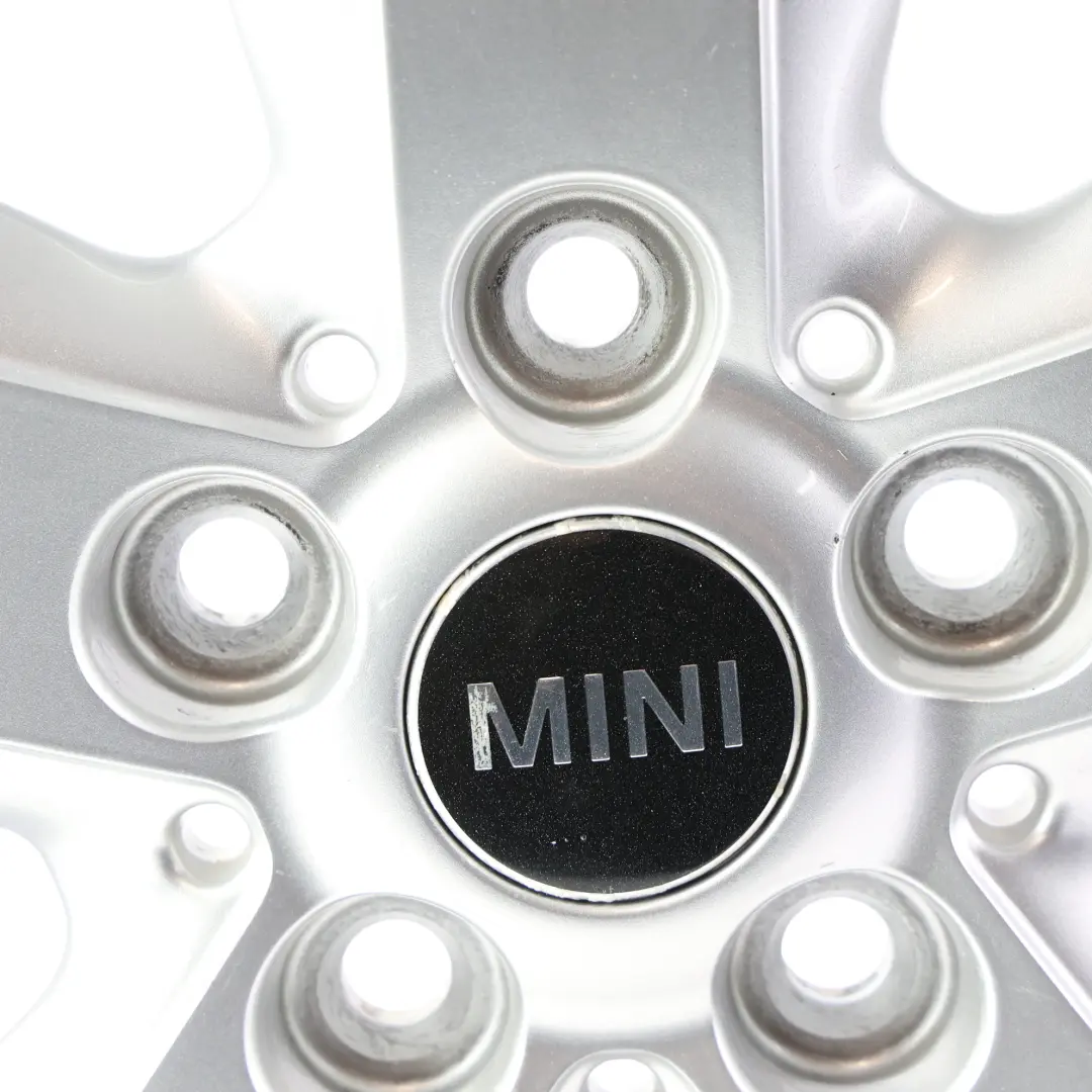Felga Aluminiowa 15" 5,5J do Mini Cooper F55 F56 F57 o numerze 6855101 Mini Cooper F55 F56 F57 Felga Aluminiowa 15" 5,5J - SKU 6855101-2 - Numer Części 6855101