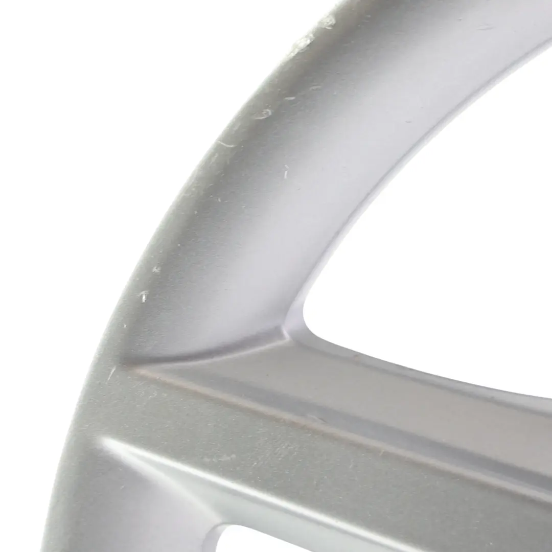 Silber Alu Felge Alufelge 16" ET:40 7J Sternspeiche 654 für BMW F20 F21 F22 mit Teilenummer 6866302 BMW F20 F21 F22 Silber Alu Felge Alufelge 16" ET:40 7J Sternspeiche 654 - SKU 6866302-1 - Teilenummer 6866302