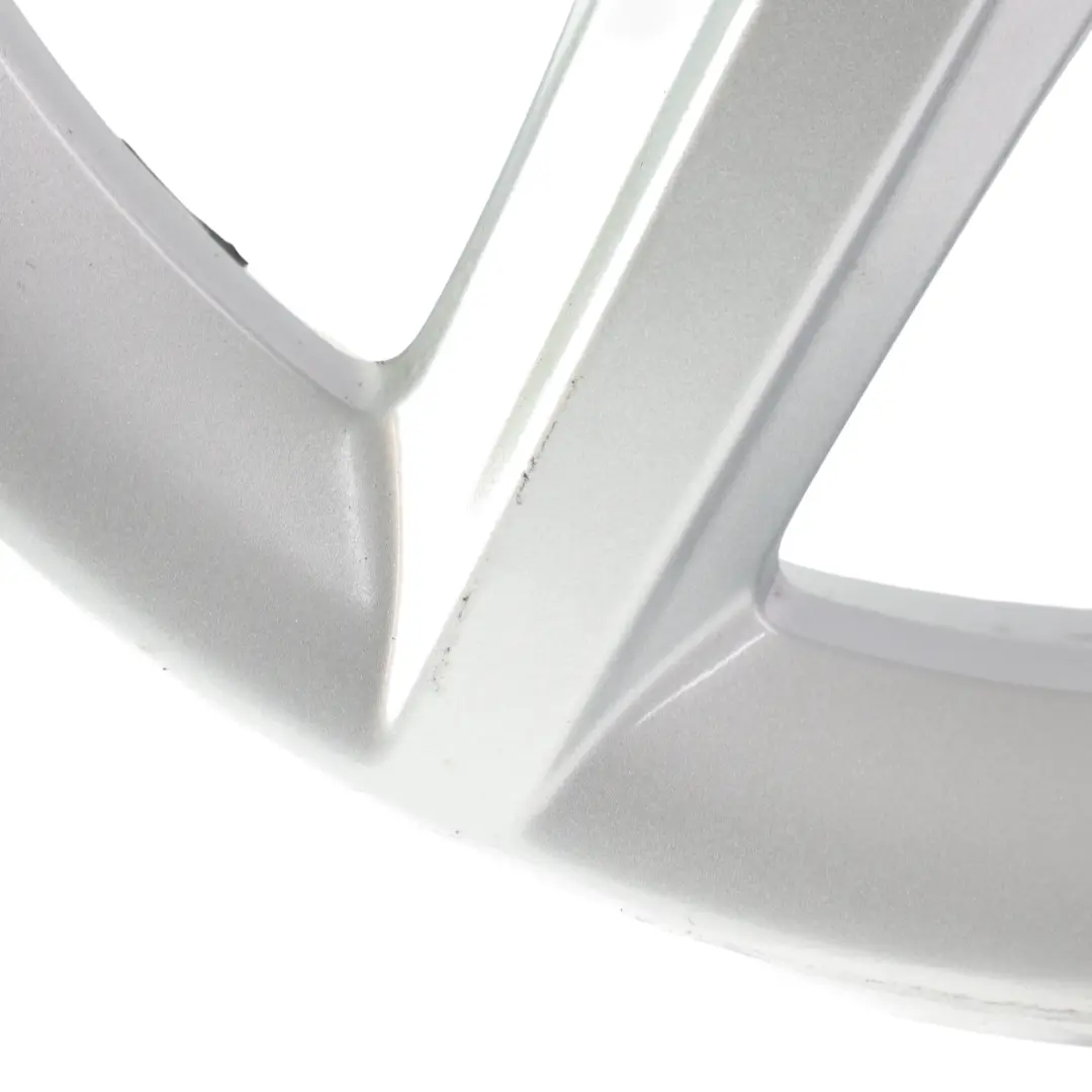 Alloy Rim 16" ET:40 7J Star Spoke 654 to BMW F20 F21 F22 F23 Silver Wheel with Part number 6866302 BMW F20 F21 F22 F23 Silver Wheel Alloy Rim 16" ET:40 7J Star Spoke 654 - SKU 6866302-3 - Part number 6866302