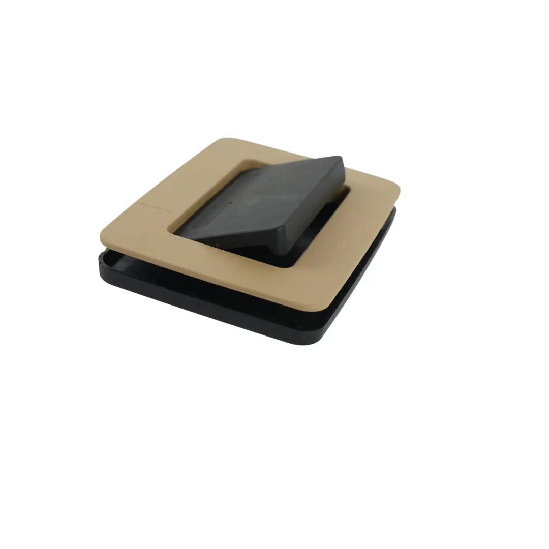 Poignée Garniture Couvre Plancher Coffre Beige pour BMW E91 à propos du numéro de pièce 6979477 BMW E91 Poignée Garniture Couvre Plancher Coffre Beige - SKU 6979477 - Numéro de pièce 6979477