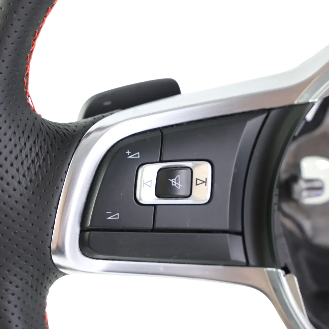 Fondo Plano NUEVO Cuero Negro para Volkswagen Polo GTI 6C Volante con número de pieza 6C0419091P Volkswagen Polo GTI 6C Volante Fondo Plano NUEVO Cuero Negro - SKU 6C0419091P-1 - Número de pieza 6C0419091P