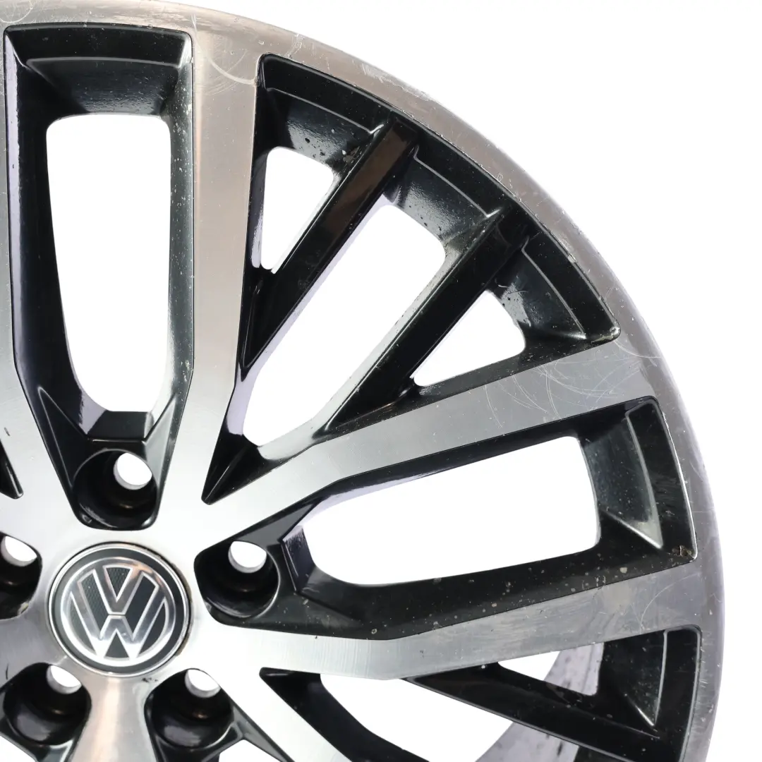 Leichtmetallfelge Silber 17" 7,5J ET:44 für Volkswagen Polo GTI 6R mit Teilenummer 6C0601025K Volkswagen Polo GTI 6R Leichtmetallfelge Silber 17" 7,5J ET:44 - SKU 6C0601025K-2 - Teilenummer 6C0601025K