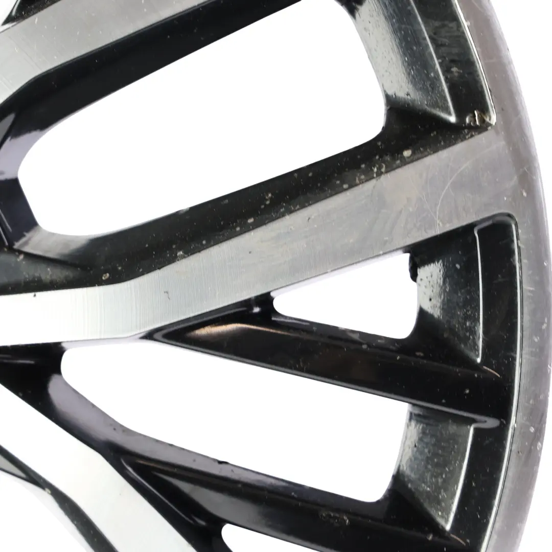 Felga Aluminiowa Srebrna 17" 7,5J ET:44 do Volkswagen Polo GTI 6R o numerze 6C0601025K Volkswagen Polo GTI 6R Felga Aluminiowa Srebrna 17" 7,5J ET:44 - SKU 6C0601025K-2 - Numer Części 6C0601025K