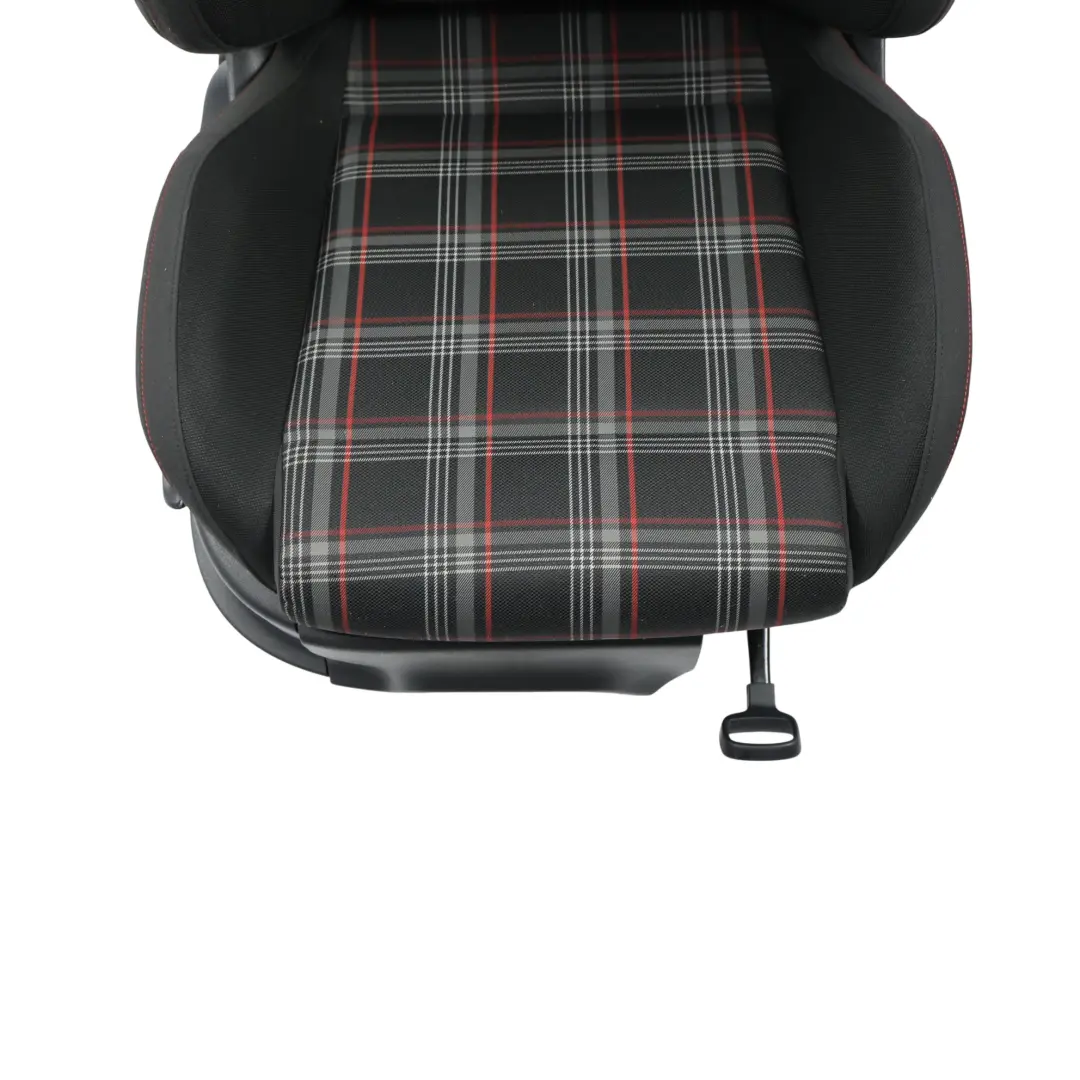 Mk5 GTi Sitz Vorne Rechts Stoff Tartan Schwarz Rot Grau für Volkswagen Polo mit Teilenummer 6C0881806AC Volkswagen Polo Mk5 GTi Sitz Vorne Rechts Stoff Tartan Schwarz Rot Grau - SKU 6C0881806AC-1 - Teilenummer 6C0881806AC