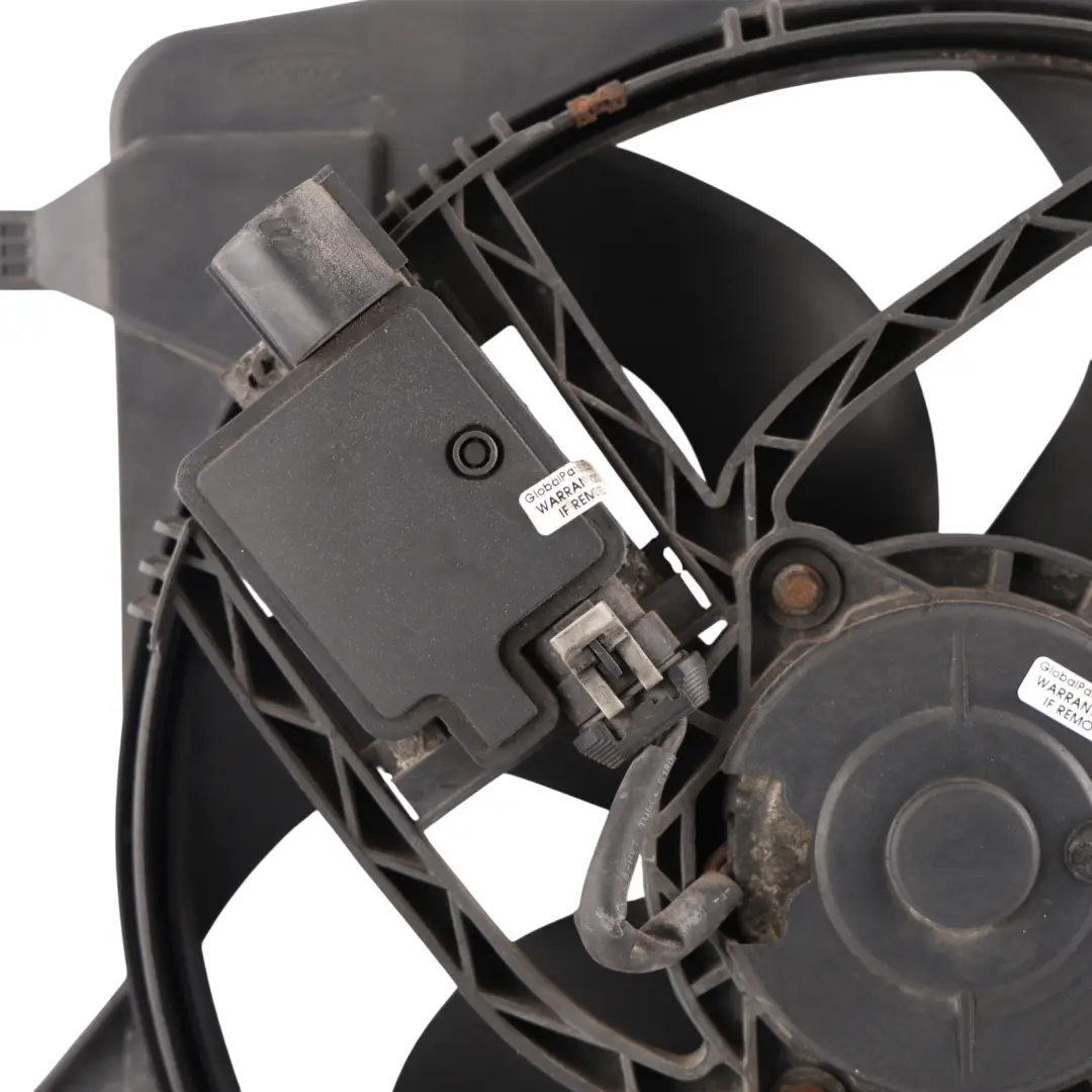 Carcasa Ventilador Radiador 2.2 TDCi para Ford Transit MK7 con número de pieza 6C11-8C607-AD Ford Transit MK7 Carcasa Ventilador Radiador 2.2 TDCi - SKU 6C11-8C607-AD - Número de pieza 6C11-8C607-AD
