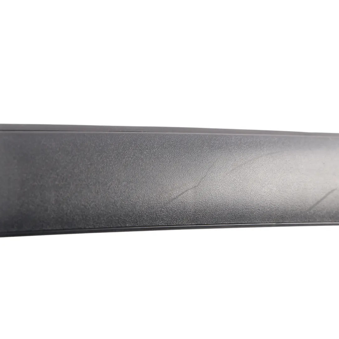 Listwa Szyby Czołowej Przednia Prawa do Ford Transit MK7 o numerze 6C11-V03682-AF Ford Transit MK7 Listwa Szyby Czołowej Przednia Prawa - SKU 6C11-V03682-AF - Numer Części 6C11-V03682-AF