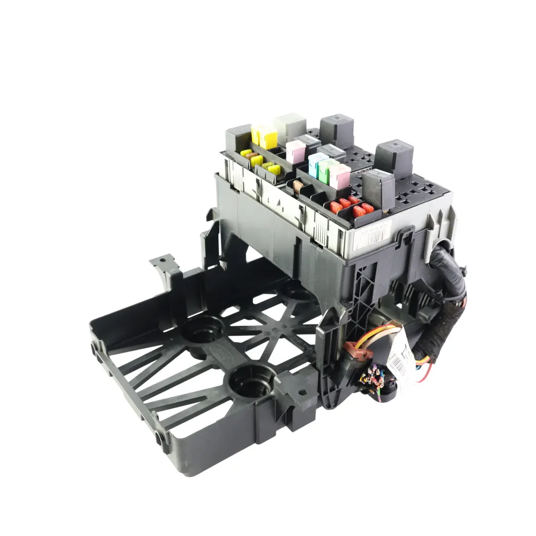 Ford Transit MK7 Caja Fusibles Relé con Soporte - SKU 6C1T14A067AB-1 - Número de pieza 6C1T14A067AB