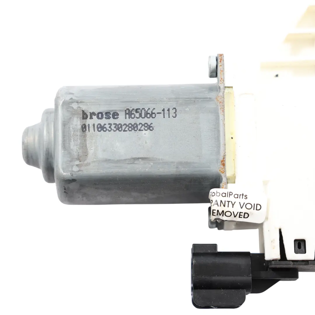 Mk2 Silniczek Szyby Przedni Prawy do Ford Transit Connect o numerze 6CP1-14A389-H3C Ford Transit Connect Mk2 Silniczek Szyby Przedni Prawy - SKU 6CP1-14A389-H3C - Numer Części 6CP1-14A389-H3C