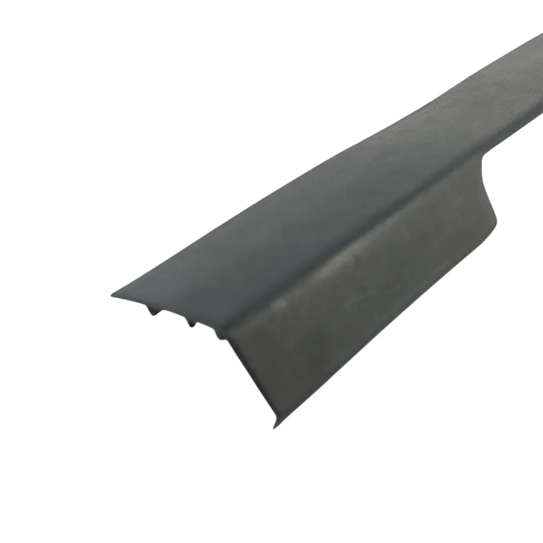 MK4 Türschweller Abdeckung Vorne Rechts Ebony für Ford Mondeo mit Teilenummer 6M21-U13200-AFW Ford Mondeo MK4 Türschweller Abdeckung Vorne Rechts Ebony - SKU 6M21-U13200-AFW - Teilenummer 6M21-U13200-AFW