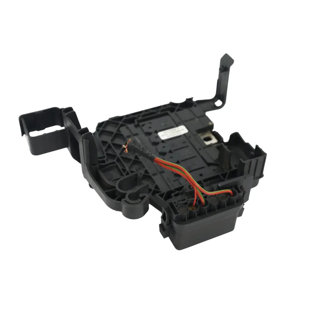Support Boîte Fusibles Relais Porte-Plateau 6R0915345E pour Skoda Fabia 5J à propos du numéro de pièce 6R0937548C Skoda Fabia 5J Support Boîte Fusibles Relais Porte-Plateau 6R0915345E - SKU 6R0937548C-1 - Numéro de pièce 6R0937548C