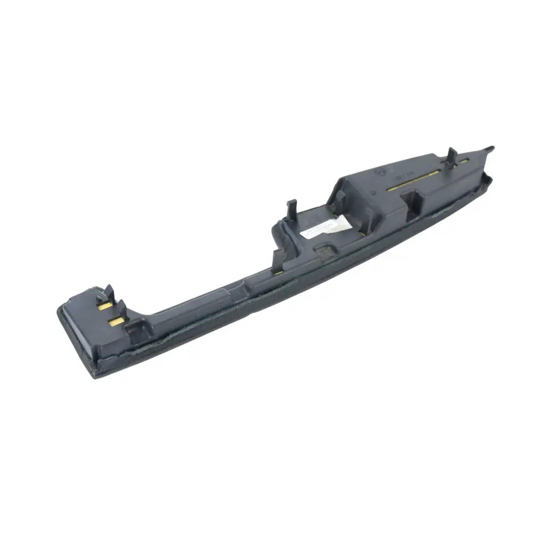 BMW E65 Panel Puerta Reposabrazos Trasero Izquierdo Negro - SKU 7024413 - Número de pieza 7024413