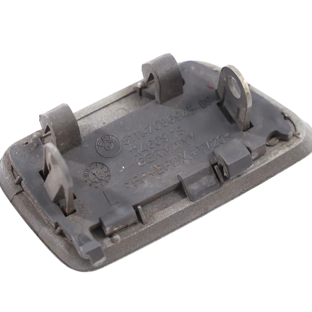 BMW E60 Volet Lave-Phare Pare-Chocs Avant Gauche Vert Olivine 349 - SKU 7056945-OLI - Numéro de pièce 7056945