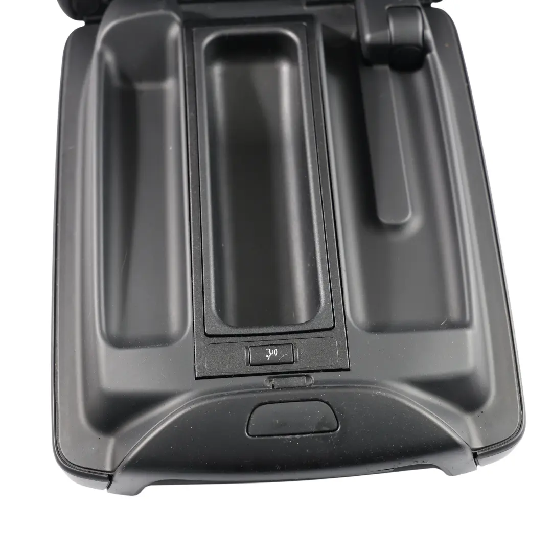 Centre Arm Rest Telephone Leather Black 7077531 to BMW X5 Series E53 with Part number 67077531 BMW X5 Series E53 Centre Arm Rest Telephone Leather Black 7077531 - SKU 7077531-1 - Part number 67077531