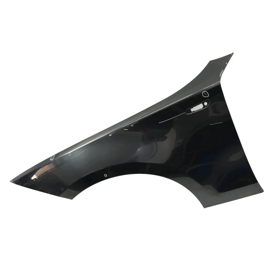 Panneau Latéral BMW E81 E87 Aile Avant Gauche Black Sapphire Noir - 475 pour à propos du numéro de pièce 7133227 Panneau Latéral BMW E81 E87 Aile Avant Gauche Black Sapphire Noir - 475 - SKU 7133227-BS - Numéro de pièce 7133227