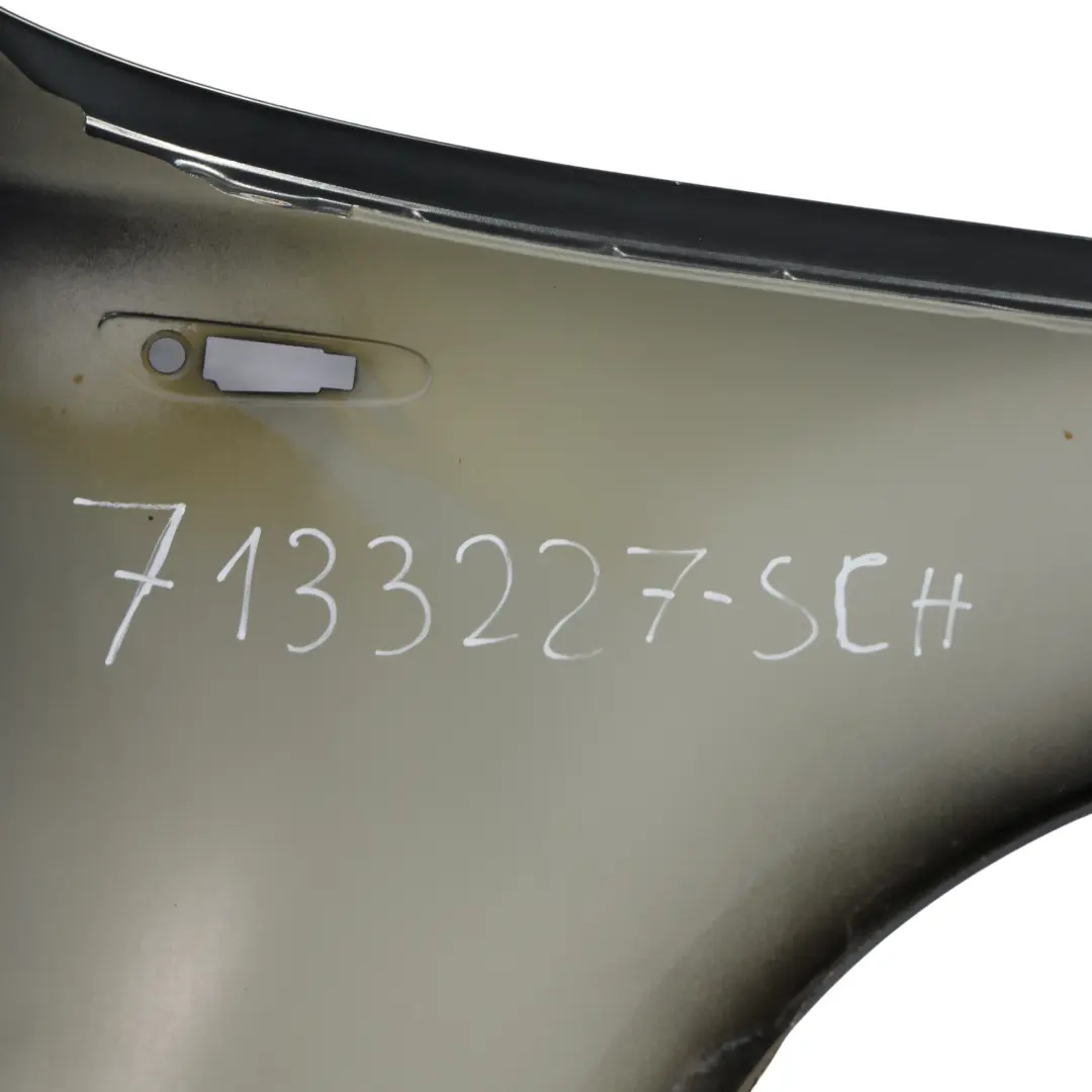 BMW E81 E82 E87 Błotnik Lewy Przód Schwarz 2 Czarny - 668 - SKU 7133227-SCH - Numer Części 7133227