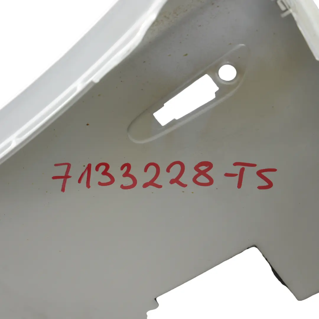 Pareti Anteriore Parafango Destro Argento-Titanio Argento Metallic per BMW E81 E87 con numero di parte 7133228 BMW E81 E87 Pareti Anteriore Parafango Destro Argento-Titanio Argento Metallic - SKU 7133228-TS - Numero di parte 7133228