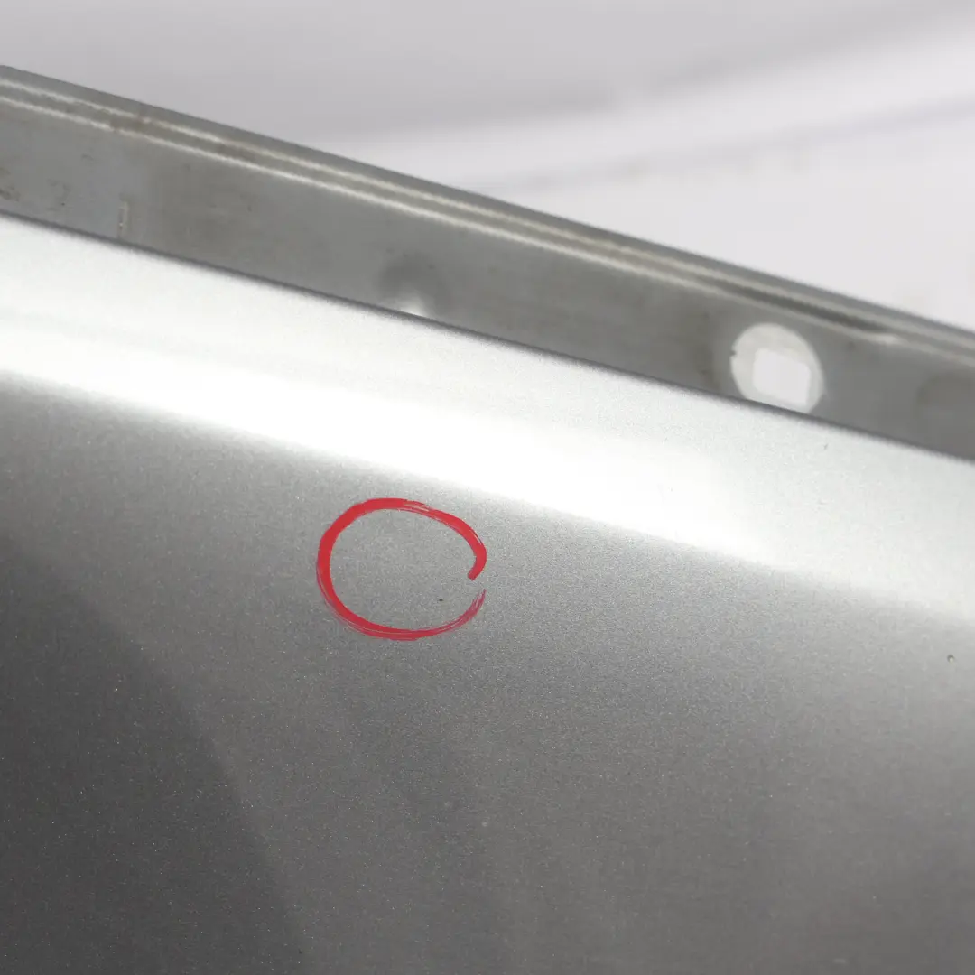 Pannello laterale parafango ala anteriore destra Spacegrau - A52 per BMW E90 E91 con numero di parte 7135680 BMW E90 E91 Pannello laterale parafango ala anteriore destra Spacegrau - A52 - SKU 7135680-SCG - Numero di parte 7135680