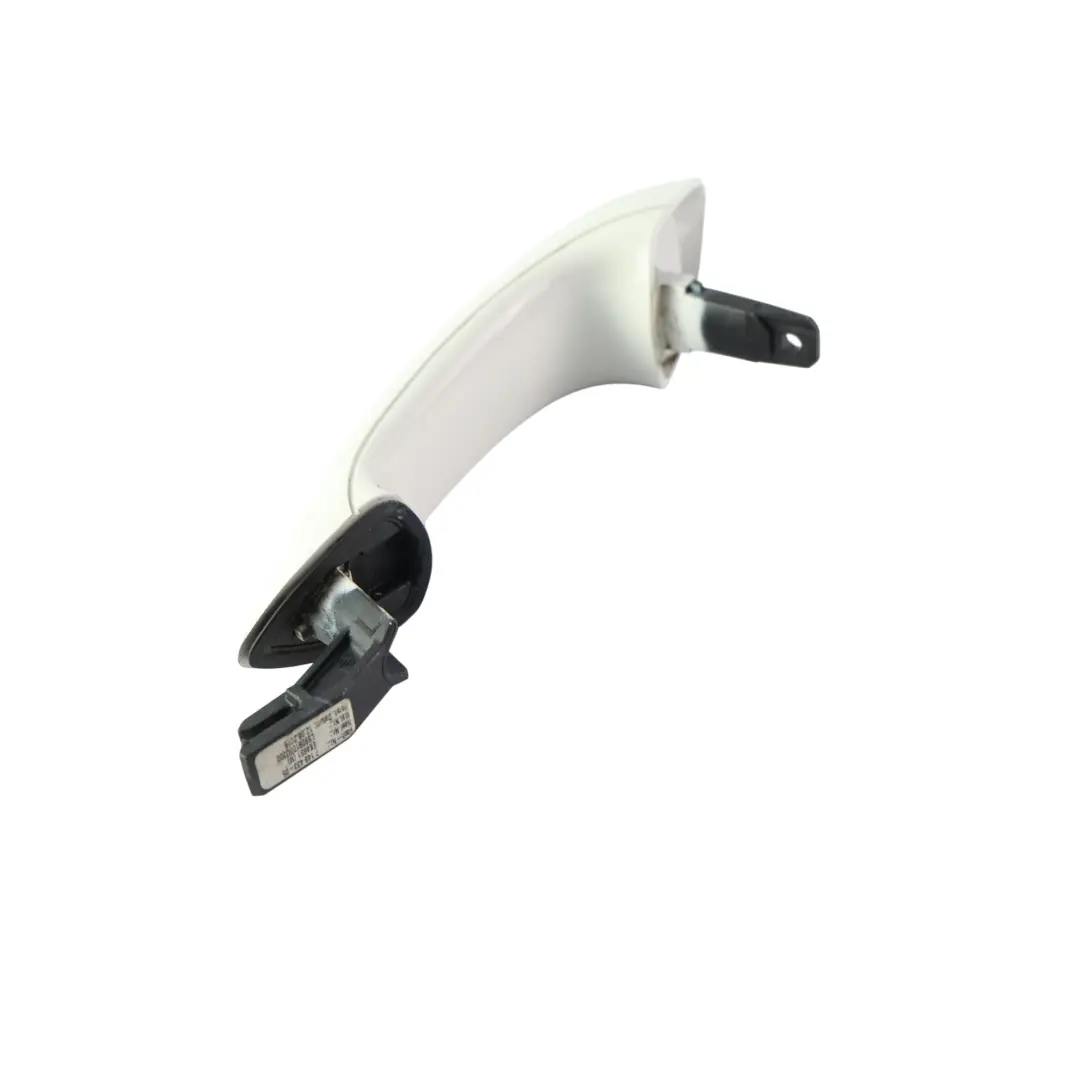 Maniglia Porta Esterna Posteriore Sinistra Alpinweiss 3 300 per BMW F10 F11 con numero di parte 7148433 BMW F10 F11 Maniglia Porta Esterna Posteriore Sinistra Alpinweiss 3 300 - SKU 7148433-AW - Numero di parte 7148433