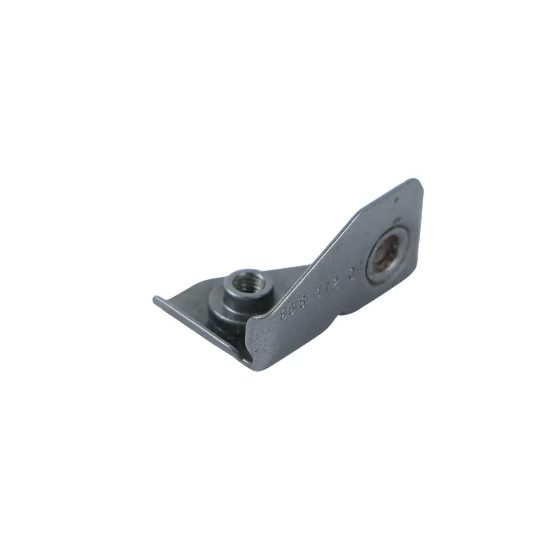 Uchwyt Błotnika Przedni Prawy Spacegrau A52 do BMW X5 E70 o numerze 7199370 BMW X5 E70 Uchwyt Błotnika Przedni Prawy Spacegrau A52 - SKU 7199370-SCG - Numer Części 7199370