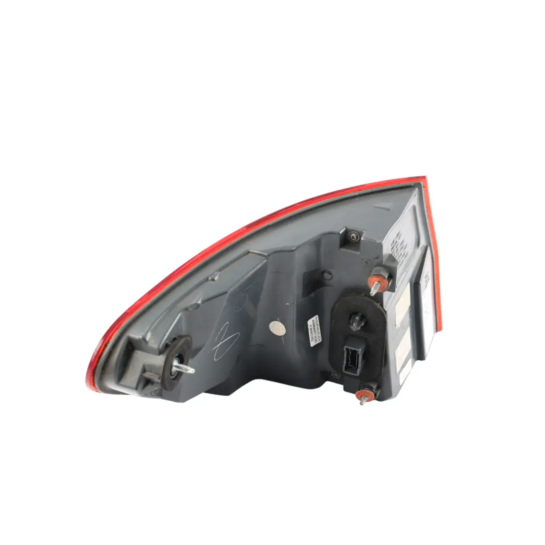 BMW F11 Touring Rear Tailgate Lamp Light In The Side Panel Right O/S - SKU 7203234-1 - Part number 7203234