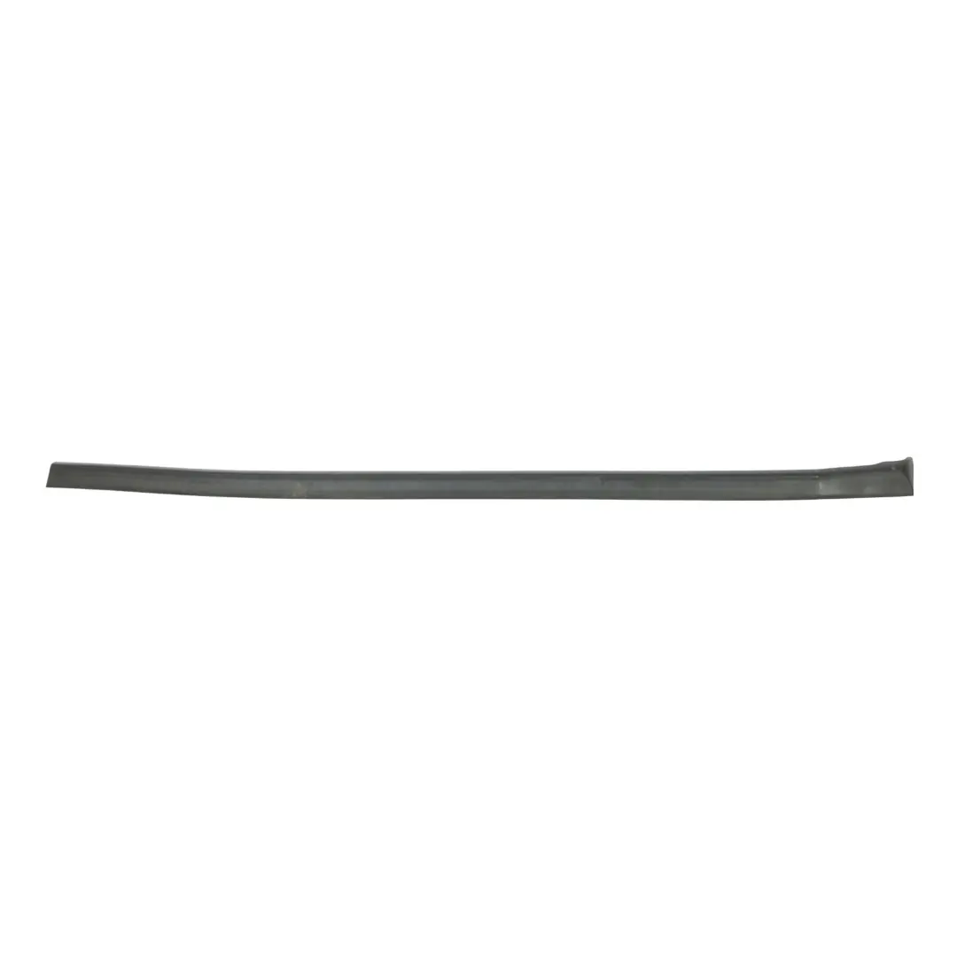 Uszczelka Drzwi Dolna Przednia Prawa do BMW F06 Gran Coupe o numerze 7275296 BMW F06 Gran Coupe Uszczelka Drzwi Dolna Przednia Prawa - SKU 7275296 - Numer Części 7275296