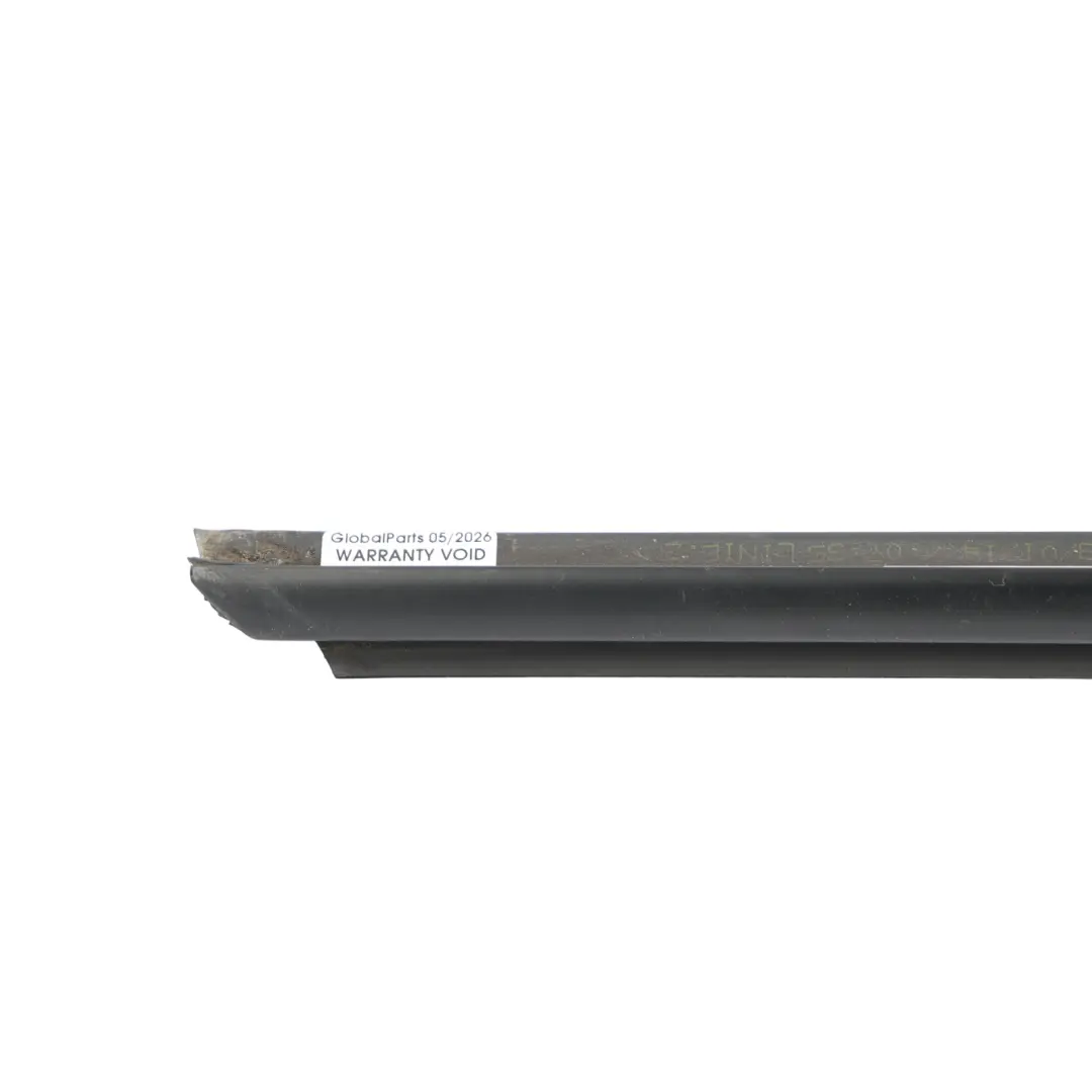 Door Window Outer Weatherstrip Front Right O/S Black Matt to BMW F32 F33 F82 M4 with Part number 7279774 BMW F32 F33 F82 M4 Door Window Outer Weatherstrip Front Right O/S Black Matt - SKU 7279774 - Part number 7279774