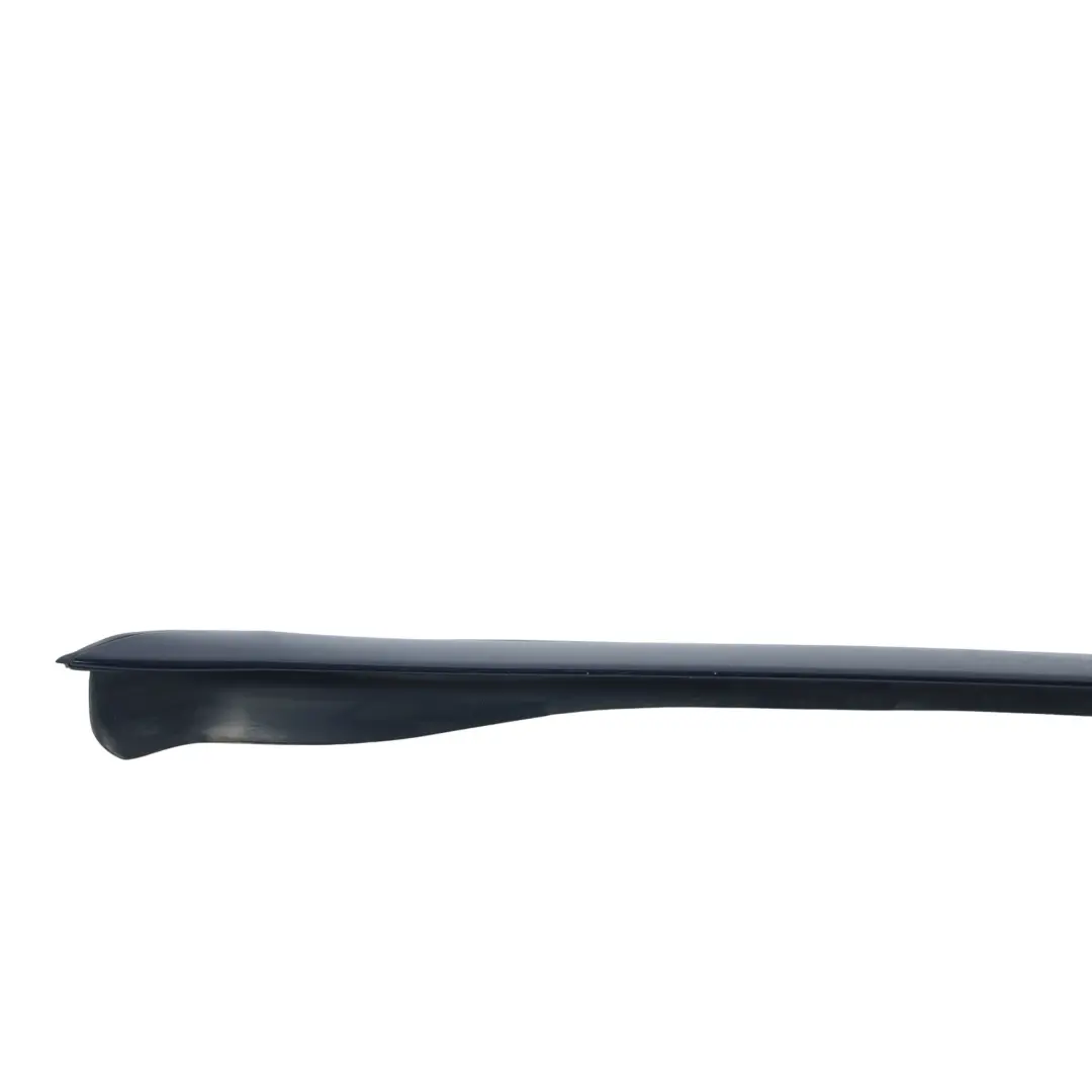 Modanatura Parabrezza Anteriore Destra Carbonschwarz Metallic 416 per BMW F25 con numero di parte 7286180 BMW F25 Modanatura Parabrezza Anteriore Destra Carbonschwarz Metallic 416 - SKU 7286180-CAR - Numero di parte 7286180