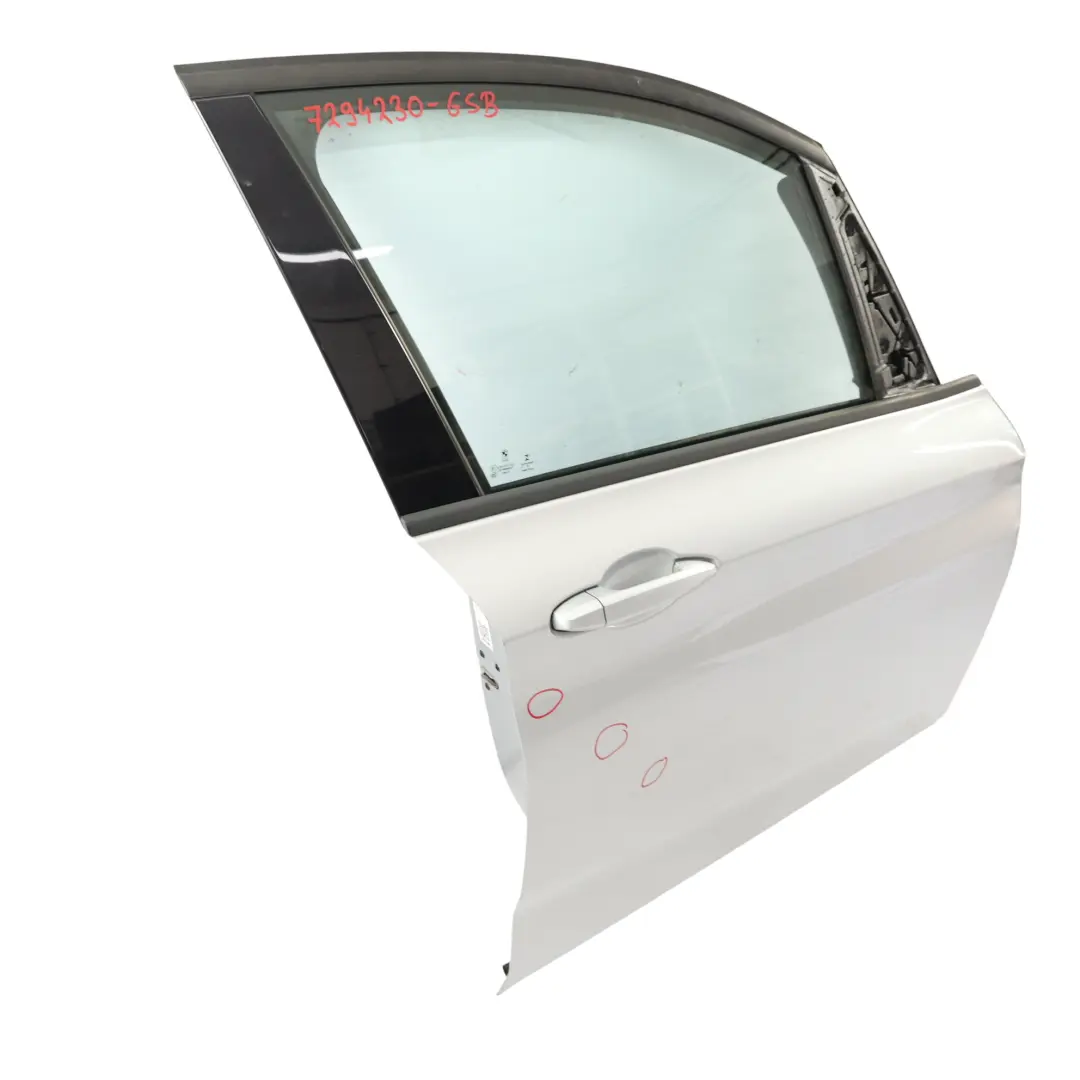 Puerta Delantera Derecha Glacier Silber Metallic A83 para BMW F45 Active Tourer con número de pieza 7294230 BMW F45 Active Tourer Puerta Delantera Derecha Glacier Silber Metallic A83 - SKU 7294230-GSB - Número de pieza 7294230